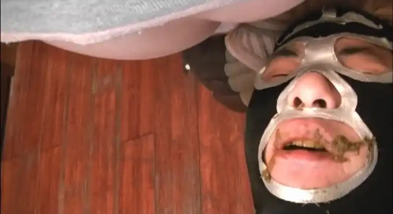 PDPD-43 - Femdom Japanese scat