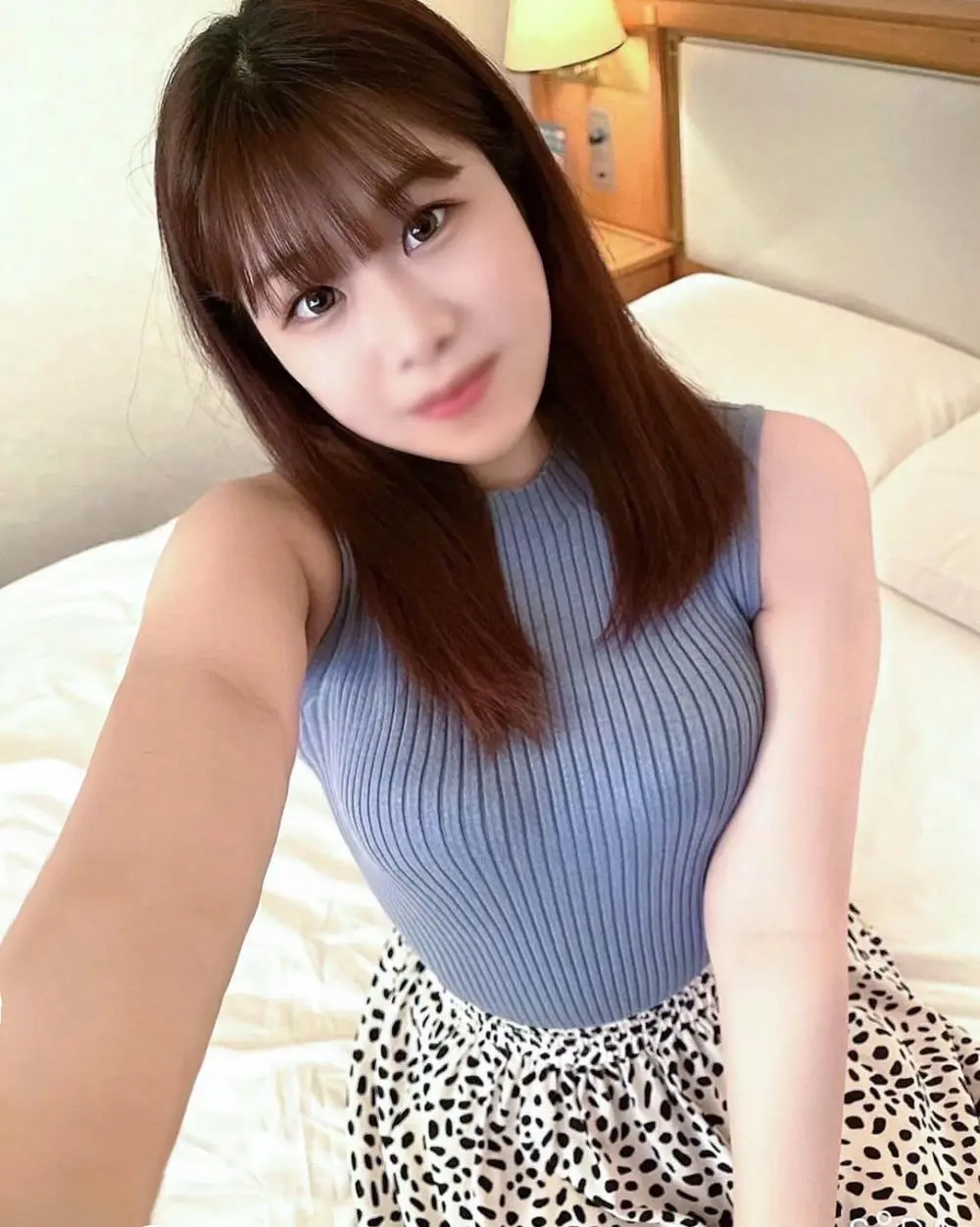 FC2-PPV-4656892 - Exclusive Sale 50% OFF! Pure-Looking Anal-Loving Beauty Dental Assistant! Her innocent looks hide an irresistibly sexy body... Uncut raw sex with creampie!!